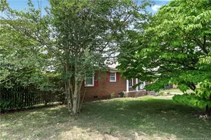 544 Farmview Dr, Fayetteville, NC 28311 - Photo 3