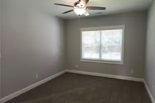 946 Kensington Park Rd, Fayetteville, NC 28311 - Photo 5