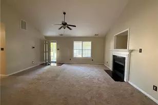 696 Fairfield Cir, Raeford, NC 28376 - Photo 3
