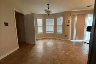 696 Fairfield Cir, Raeford, NC 28376 - Photo 5