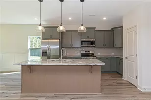 404 Gleneagles Ct, Fayetteville, NC 28311 - Photo 7