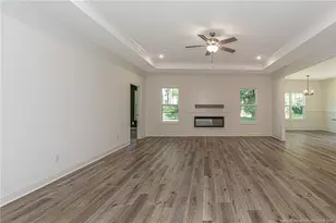 404 Gleneagles Ct, Fayetteville, NC 28311 - Photo 5