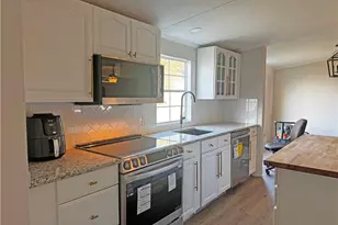 4768 Lobelia Rd, Vass, NC 28394 - Photo 5
