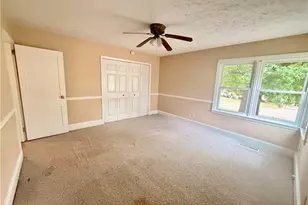 1006 Sandalwood Dr, Fayetteville, NC 28304 - Photo 15