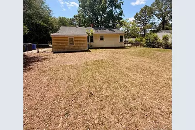 1006 Sandalwood Drive, Fayetteville, NC 28304 - Photo 3
