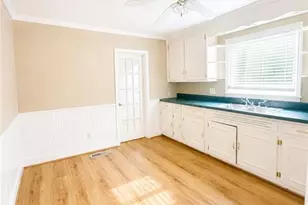 1006 Sandalwood Dr, Fayetteville, NC 28304 - Photo 7