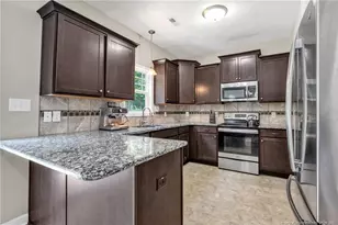 4900 Avant Ferry Ct, Fayetteville, NC 28306 - Photo 13