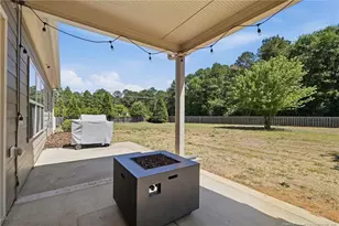 207 Brightleaf Dr, Whispering Pines, NC 28327 - Photo 31