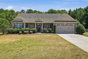 207 Brightleaf Dr, Whispering Pines, NC 28327 - Photo 1