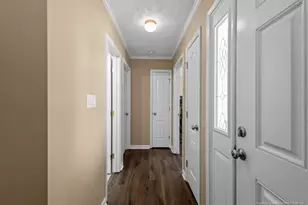 5426 Thackeray Dr, Fayetteville, NC 28306 - Photo 3