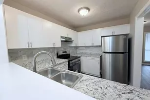 1220 N Forest Dr, Fayetteville, NC 28303 - Photo 5