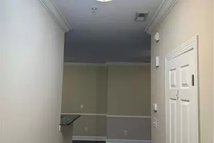 321 Gallery Dr, Spring Lake, NC 28390 - Photo 5