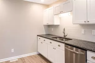 6873 Kingsgate Dr, Fayetteville, NC 28314 - Photo 11