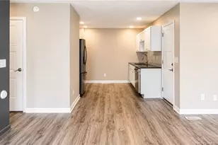 6873 Kingsgate Dr, Fayetteville, NC 28314 - Photo 9