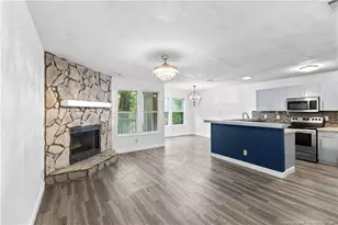 1014 Wood Creek Dr, Fayetteville, NC 28314 - Photo 3