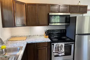 949 Chester Cir, Fayetteville, NC 28303 - Photo 5