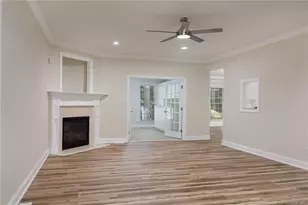 185 Falling Water Rd, Spring Lake, NC 28390 - Photo 5