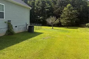 572 Turlington Rd, Dunn, NC 28334 - Photo 5