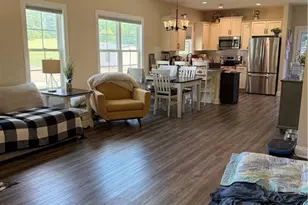 572 Turlington Rd, Dunn, NC 28334 - Photo 5