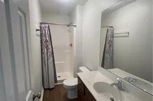 626 Horseshoe Rd, Fayetteville, NC 28303 - Photo 9