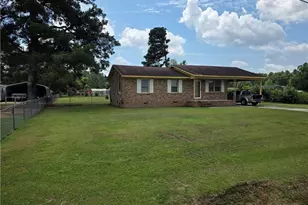 626 Regan Church Rd, Lumberton, NC 28358 - Photo 1