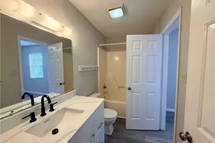 4075 Professional Dr, Hope Mills, NC 28348 - Photo 7