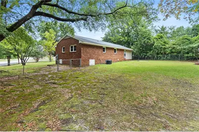 735 Hilton Drive, Fayetteville, NC 28311 - Photo 29