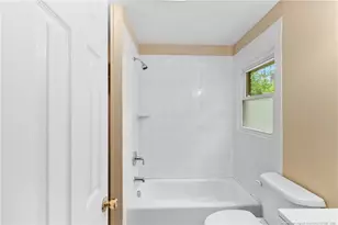 735 Hilton Dr, Fayetteville, NC 28311 - Photo 19
