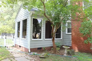 236 Pinecrest Dr, Fayetteville, NC 28305 - Photo 3