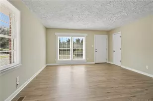 709 Shambrey St, Fayetteville, NC 28301 - Photo 7