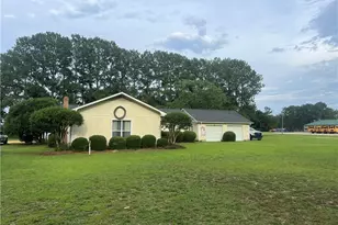 5455 Oxendine School Rd, Maxton, NC 28364 - Photo 1