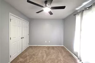 910 Foxhunt Ln, Fayetteville, NC 28314 - Photo 29