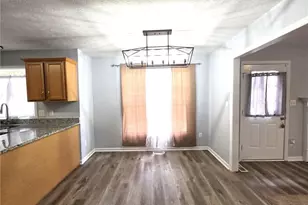910 Foxhunt Ln, Fayetteville, NC 28314 - Photo 11