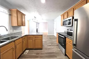 910 Foxhunt Ln, Fayetteville, NC 28314 - Photo 15