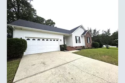 910 Foxhunt Lane, Fayetteville, NC 28314 - Photo 3