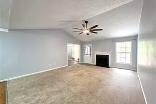 910 Foxhunt Ln, Fayetteville, NC 28314 - Photo 7
