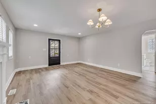 210 Blueridge Rd, Fayetteville, NC 28303 - Photo 7