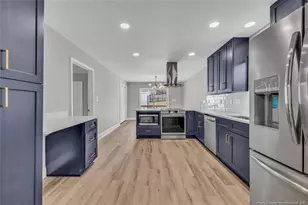 210 Blueridge Rd, Fayetteville, NC 28303 - Photo 11