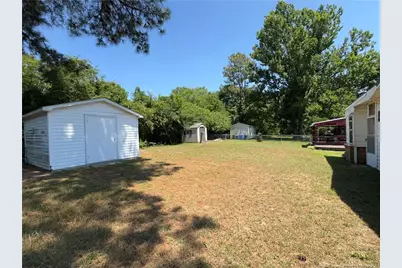 741 Newport Road, Fayetteville, NC 28314 - Photo 17
