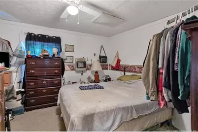 318 N Elm Street N, Maxton, NC 28364 - Photo 5
