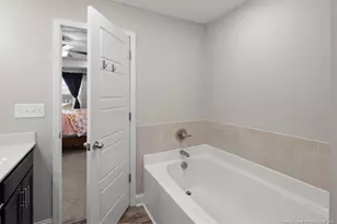 321 Glee St, Hope Mills, NC 28348 - Photo 33