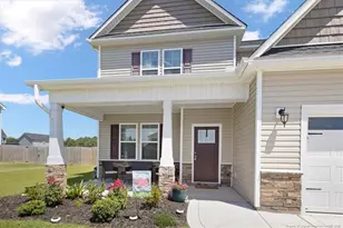 321 Glee St, Hope Mills, NC 28348 - Photo 5
