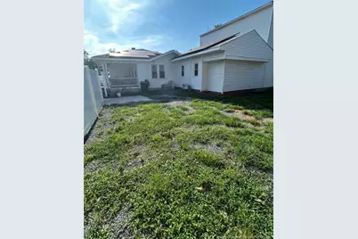 305 E 11th Street, Lumberton, NC 28358 - Photo 3
