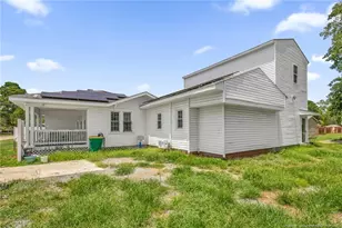 305 E 11th St, Lumberton, NC 28358 - Photo 3