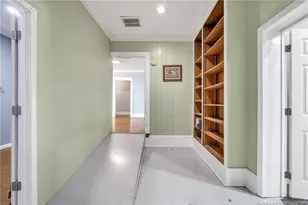 305 E 11th St, Lumberton, NC 28358 - Photo 27