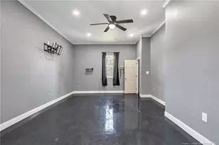 305 E 11th St, Lumberton, NC 28358 - Photo 33