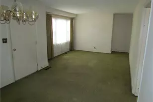 1010 Sandalwood Dr, Fayetteville, NC 28304 - Photo 11