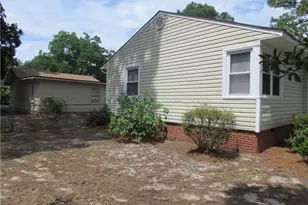 1010 Sandalwood Dr, Fayetteville, NC 28304 - Photo 3