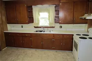 1010 Sandalwood Dr, Fayetteville, NC 28304 - Photo 5