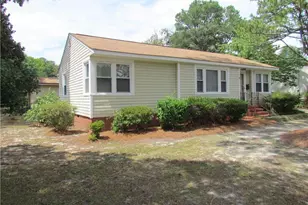 1010 Sandalwood Dr, Fayetteville, NC 28304 - Photo 1